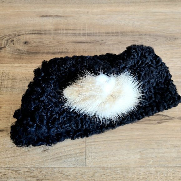 Vintage real fur pillbox black Persian lam hat with mink detail on the side. - Picture 4 of 7